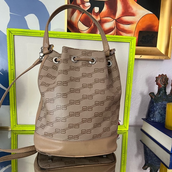 Balenciaga • Vintage Monogram Bucket Bag - Picture 2 of 8